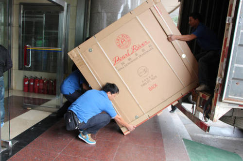 磐安钢琴贵重工艺品无忧运